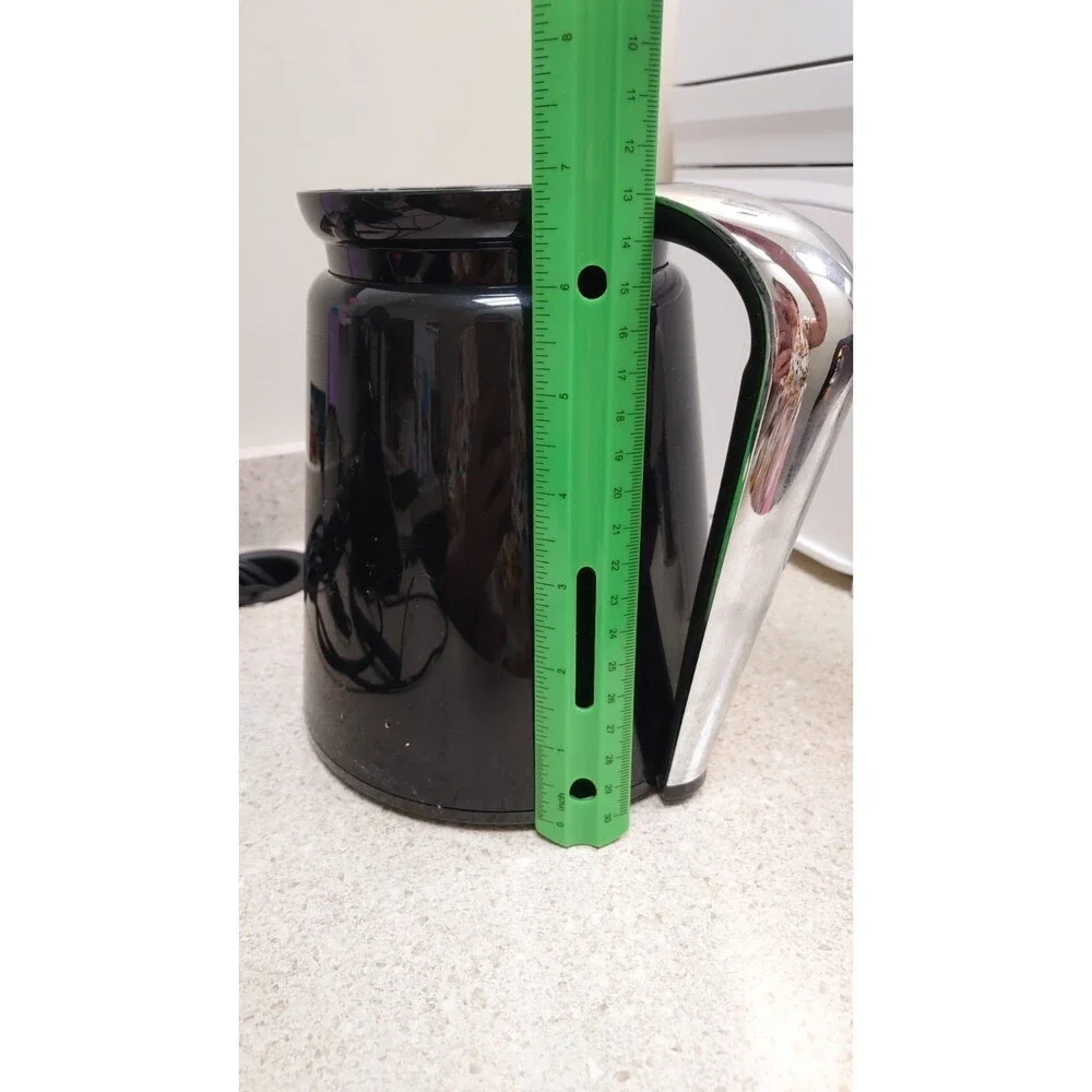 KEURIG 2.0 K-CARAFE -THERMAL COFFEE POT BLACK/SILVER‎ HANDLE - 12 CUP